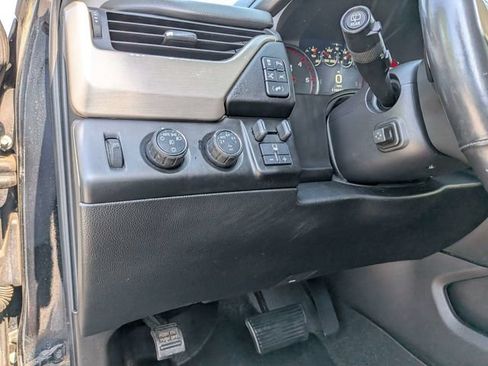 Used 2016 GMC Yukon Denali AWD/4WD image 21