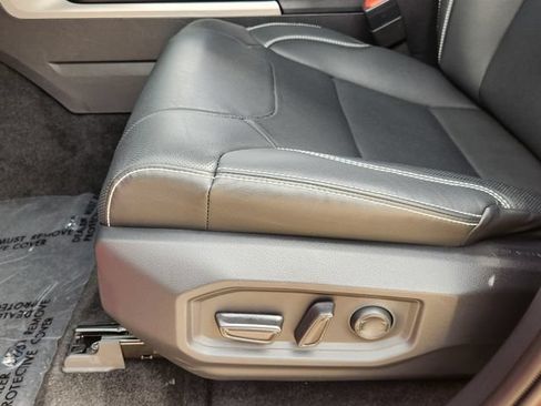 Used 2026 Toyota Tundra SR5 w/ SR5 Premium Package RWD image 18