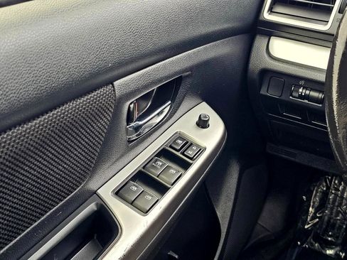 Used 2017 Subaru Crosstrek 2.0i Premium image 26