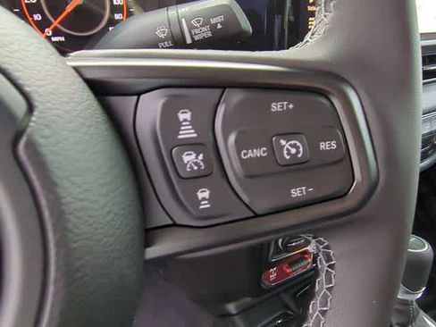 New 2026 Jeep Gladiator Mojave image 25