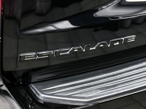 Used 2022 Cadillac Escalade ESV Sport w/ Touring Package AWD/4WD image 97