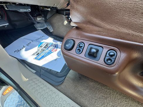 Used 2004 Ford F350 King Ranch AWD/4WD image 27