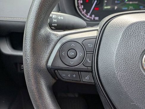 Used 2024 Toyota RAV4 XLE image 17