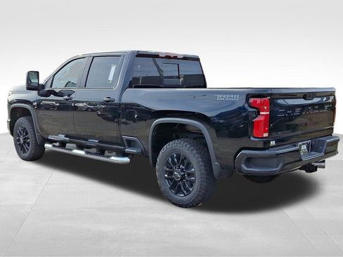 New 2025 Chevrolet Silverado 2500 LT w/ Trail Boss Package AWD/4WD image 3