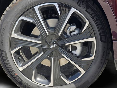 Used 2025 Lincoln Nautilus Reserve image 29