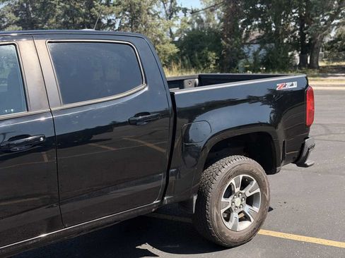 Used 2019 Chevrolet Colorado Z71 AWD/4WD image 8