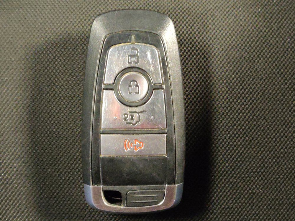 Used 2021 Ford Explorer XLT RWD image 32
