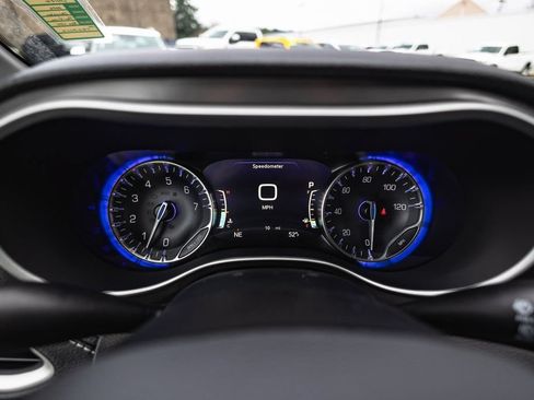 New 2026 Chrysler Pacifica Select w/ S Appearance Package AWD/4WD image 13