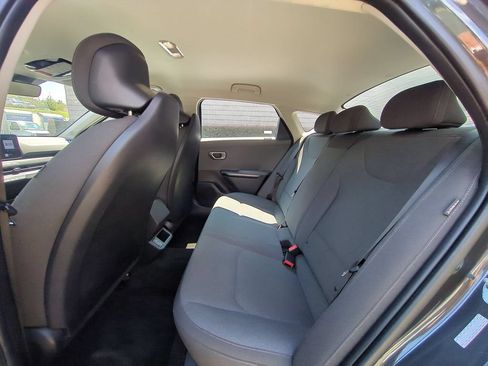 Used 2025 Kia K4 FWD image 27