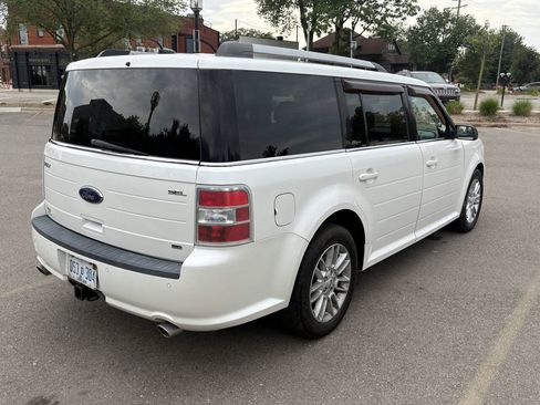 Used 2013 Ford Flex SEL w/ Class III Trailer Tow Pkg AWD/4WD image 14