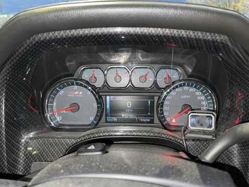 Used 2015 Chevrolet Silverado 1500 LTZ Z71 w/ LTZ Plus Package image 11