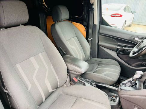 Used 2017 Ford Transit Connect XLT image 17