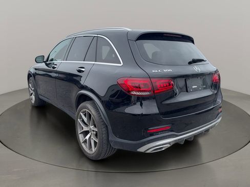 Used 2021 Mercedes-Benz GLC 300 4MATIC w/ AMG Line image 3