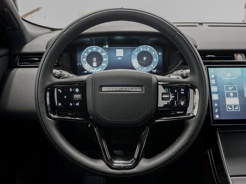 Used 2025 Land Rover Range Rover Velar Dynamic SE image 9