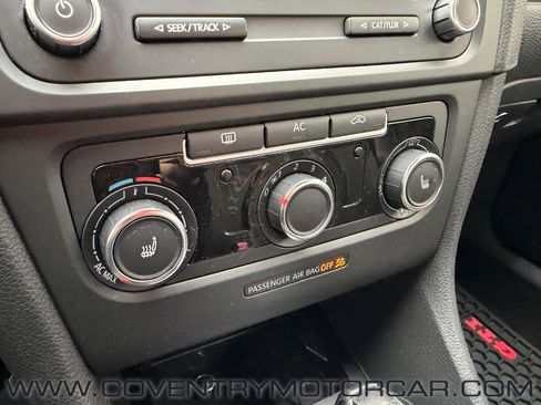 Used 2012 Volkswagen Golf 4-Door image 17