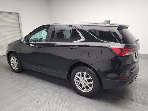 Used 2022 Chevrolet Equinox LT image 3