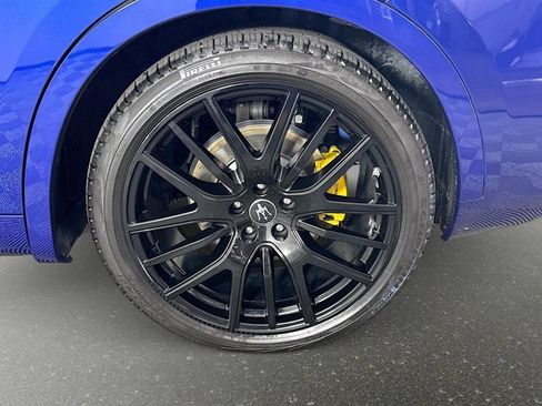 Used 2022 Maserati Levante Modena image 30