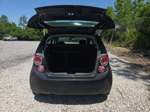 Used 2013 Chevrolet Sonic LS FWD image 7