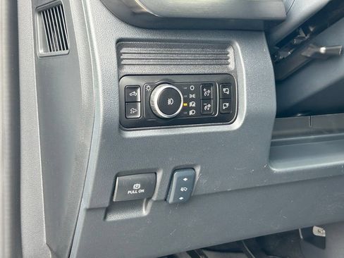 New 2026 Ford F250 Lariat w/ Black Appearance Package AWD/4WD image 40