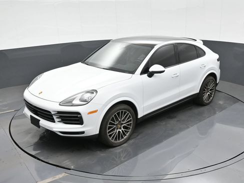 Certified 2023 Porsche Cayenne Platinum Edition AWD/4WD image 26