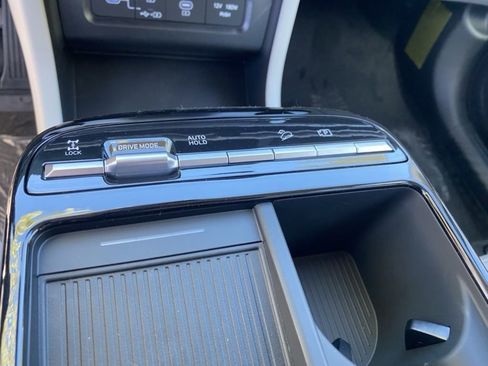 New 2026 Hyundai Tucson Blue SE image 22