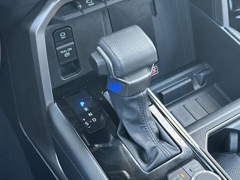 Used 2025 Toyota Tundra Limited image 20