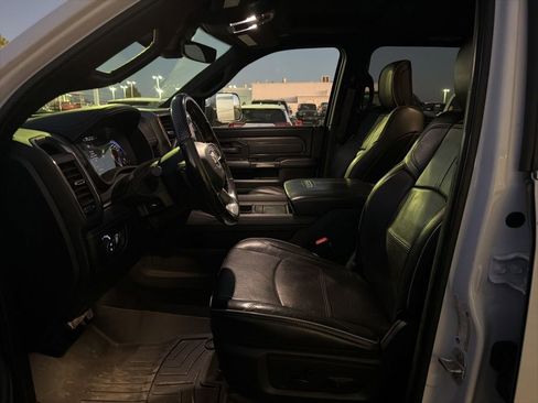 Used 2019 RAM 3500 Limited image 2