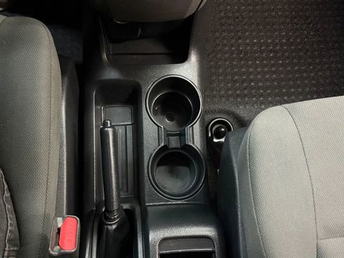 Used 2017 Nissan NV200 S image 26