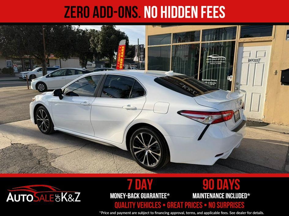 Used 2020 Toyota Camry SE FWD image 9