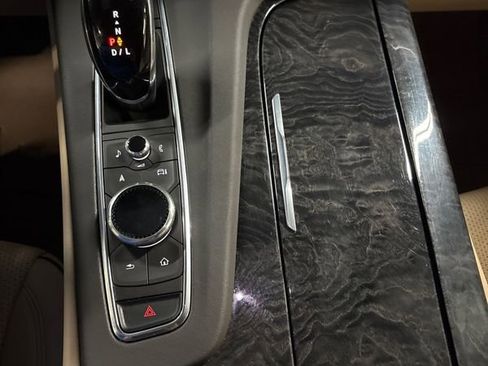 Used 2023 Cadillac Escalade Premium Luxury w/ Performance Package AWD/4WD image 39