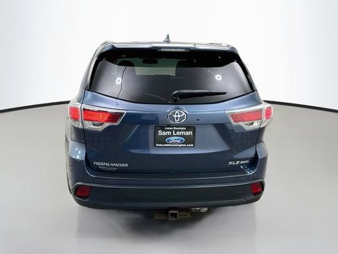 Used 2016 Toyota Highlander XLE AWD/4WD image 6