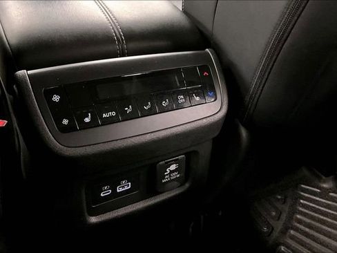Used 2023 Nissan Pathfinder Platinum w/ Cargo Package AWD/4WD image 34