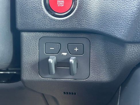 New 2026 Toyota Tundra Limited AWD/4WD image 25