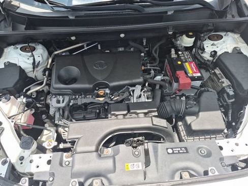 Used 2019 Toyota RAV4 LE FWD image 28