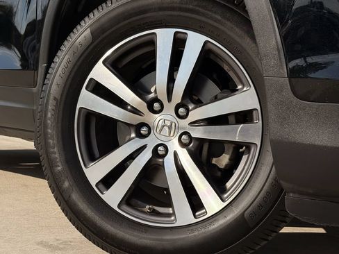 Used 2017 Honda Pilot EX-L image 11