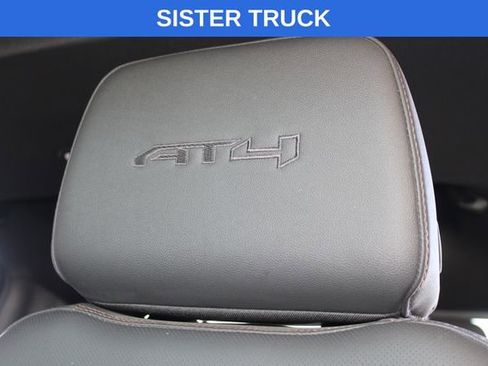 Used 2025 GMC Sierra 2500 AT4 w/ AT4 Premium Plus Package AWD/4WD image 23