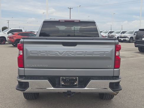 Used 2024 Chevrolet Silverado 1500 LT RWD image 4