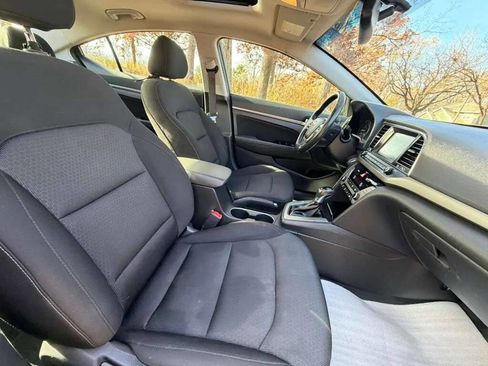 Used 2018 Hyundai Elantra Value Edition w/ Cargo Package FWD image 8