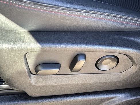 Used 2024 Chevrolet Tahoe RST w/ Luxury Package image 24