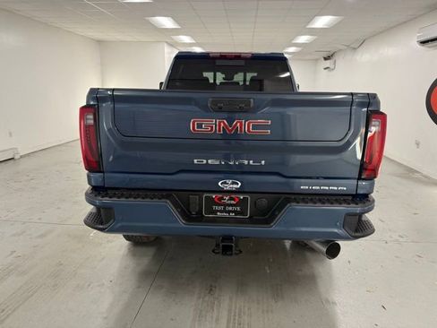 New 2026 GMC Sierra 2500 Denali w/ Denali Reserve Package image 7