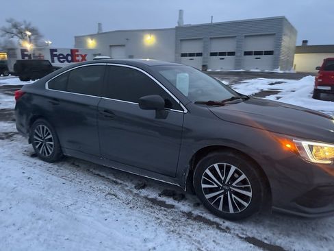 Used 2018 Subaru Legacy 2.5i image 6