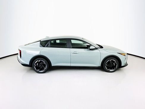 New 2025 Kia K4 EX image 4