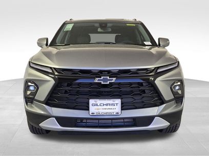 New 2026 Chevrolet Blazer LT w/ LPO, Black Grille Bar Package