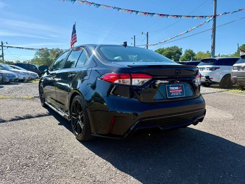 Used 2021 Toyota Corolla SE w/ Carpet Mat Package (TMS) FWD image 3