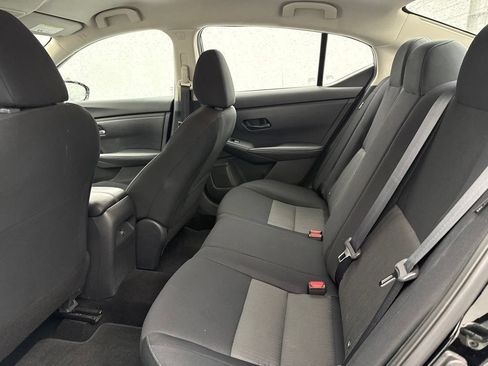Used 2024 Nissan Sentra SV FWD image 16