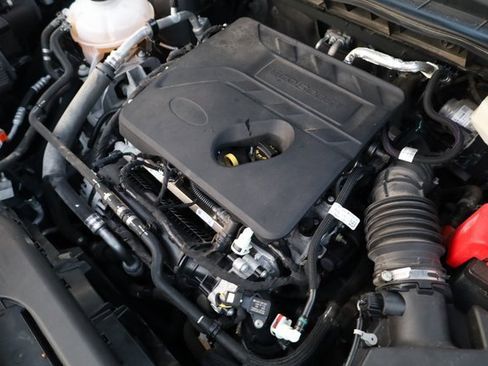 Used 2020 Ford Escape SE image 9