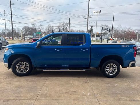 Used 2022 Chevrolet Silverado 1500 LT w/ Protection Package image 6