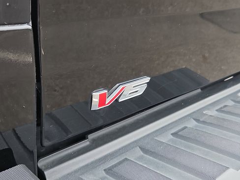 Used 2022 GMC Canyon Elevation w/ Elevation Premium Package image 30