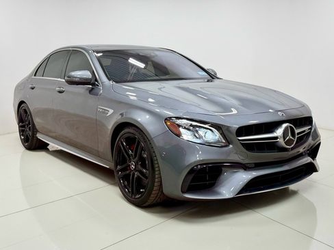 Used 2018 Mercedes-Benz E 63 AMG S image 8