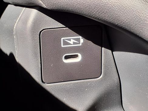 New 2026 Honda HR-V LX image 21